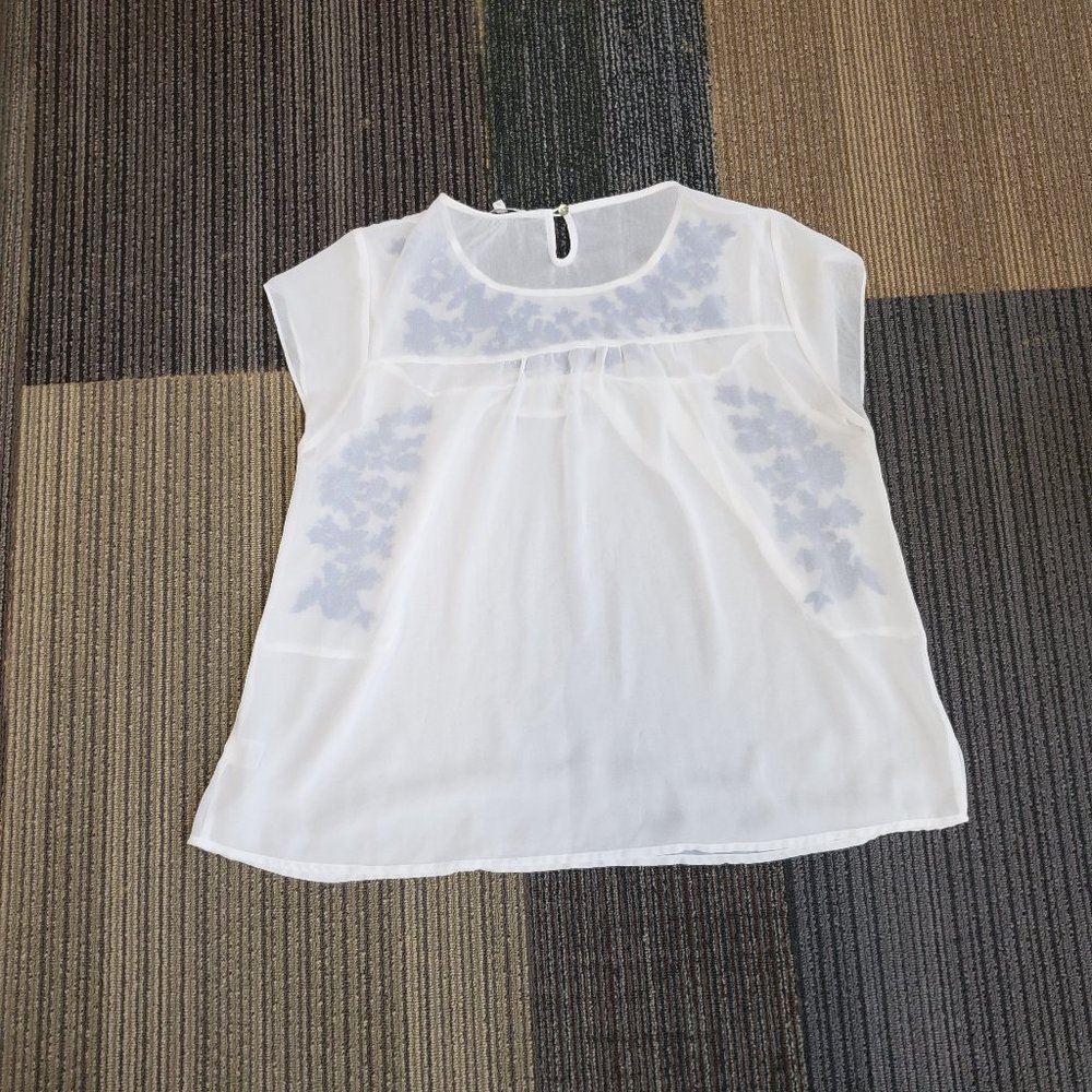 Blue and white Embroidered BOHO flowy bohemian top cap sleeve - Picture 2 of 2